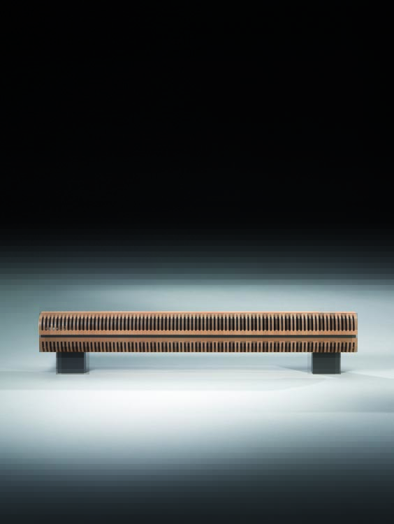 Knockonwood_DBE_Freestanding_Packshot_LR